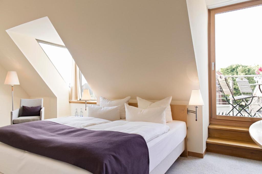 Hotel Kleines Meer Waren  Zimmer foto